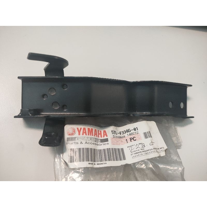 Breket dudukan spakbor depan fender front Mio Sporty Original Asli Yamaha 5TL-F334G-01