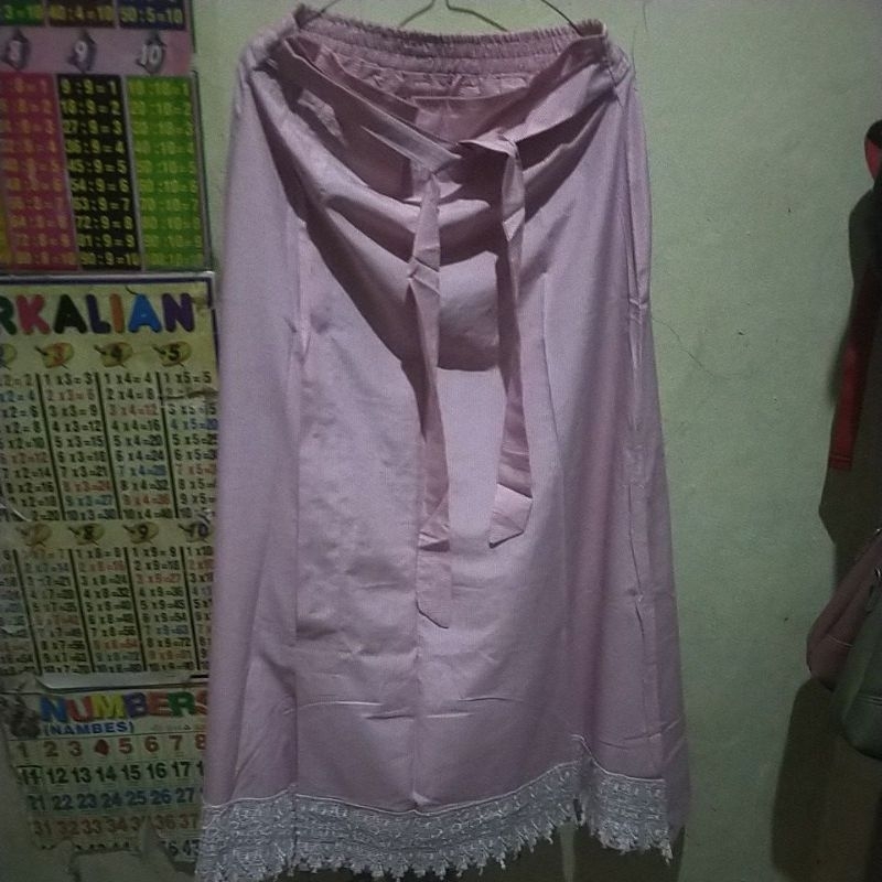Preloved PL Rok Salur Pink Mayung