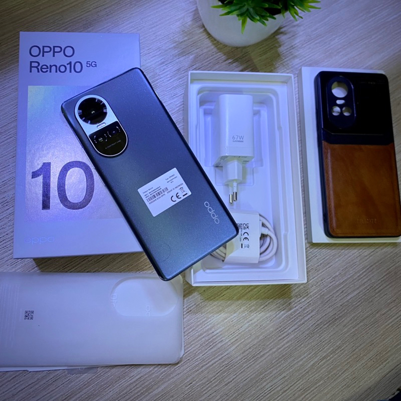 Oppo Reno 10 5G. Ram 8+4Gb internal 256gb