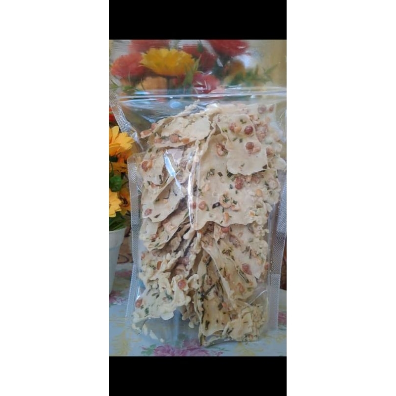 

peyek kacang