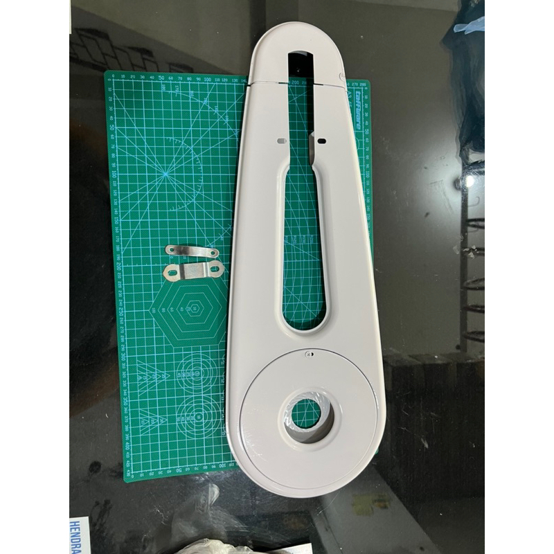 Katengkas/ Tutup rantai sepeda mini 20 inch lengkap dengan kleman