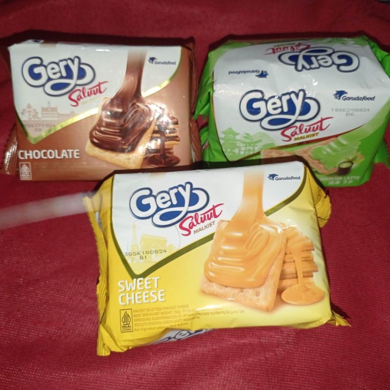 

biskuit gery saluut cheese / cokelat / matcha