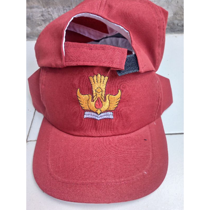 TOPI SD BORDIR pke perekat hrga per kodi isi 20 pcs ya