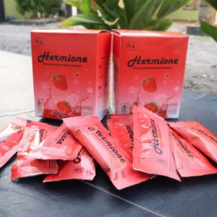 

HERMIONE MINUMAN SERBUK RASA STROBERI MULTIVITAMIN 1 BOX ISI 10 SACHET HALAL