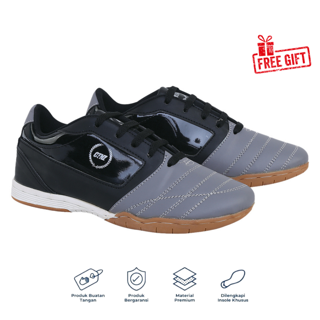 [FREE GIFT] Catenzo - DY 039 Sepatu Futsal Pria Original Bahan Kulit Sintetis Warna Hitam Sapatu Ori
