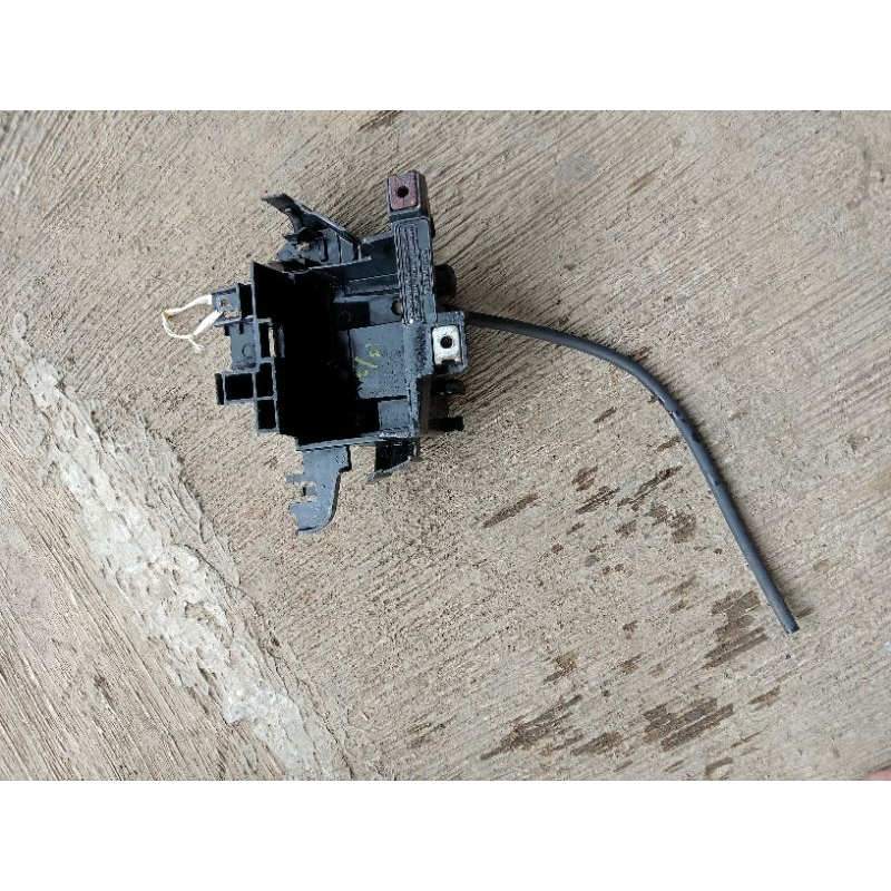 BOX ACCU WADAH AKI TEMPAT DUDUKAN AKI HONDA VERZA HONDA K18 ORIGINAL