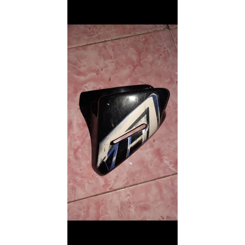 kupingan kiri sayap tangki tiger lama original