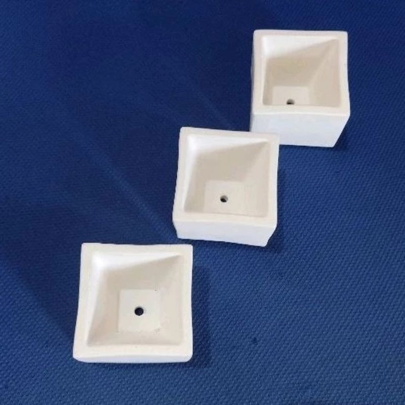 Pot Mini Semen Kotak