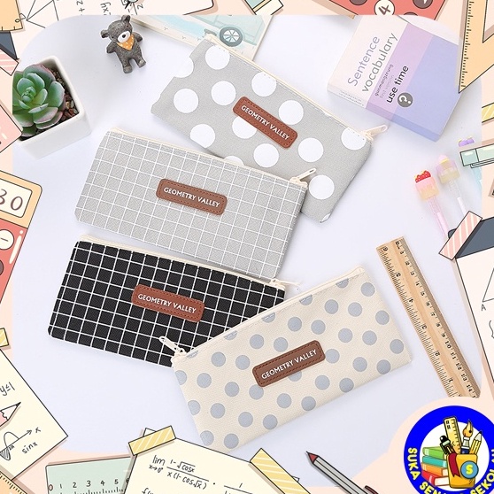 

Grosir Kotak Pensil / Pencil Case Geometry Valley SK0028