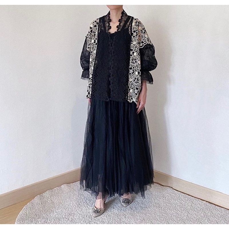 Sewa Kina Atelier - Bloom Outer In Black With tutu