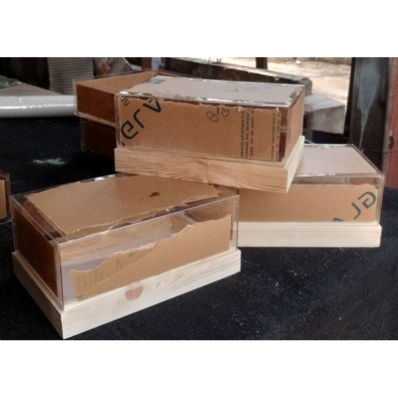 

box hantaran akrilik