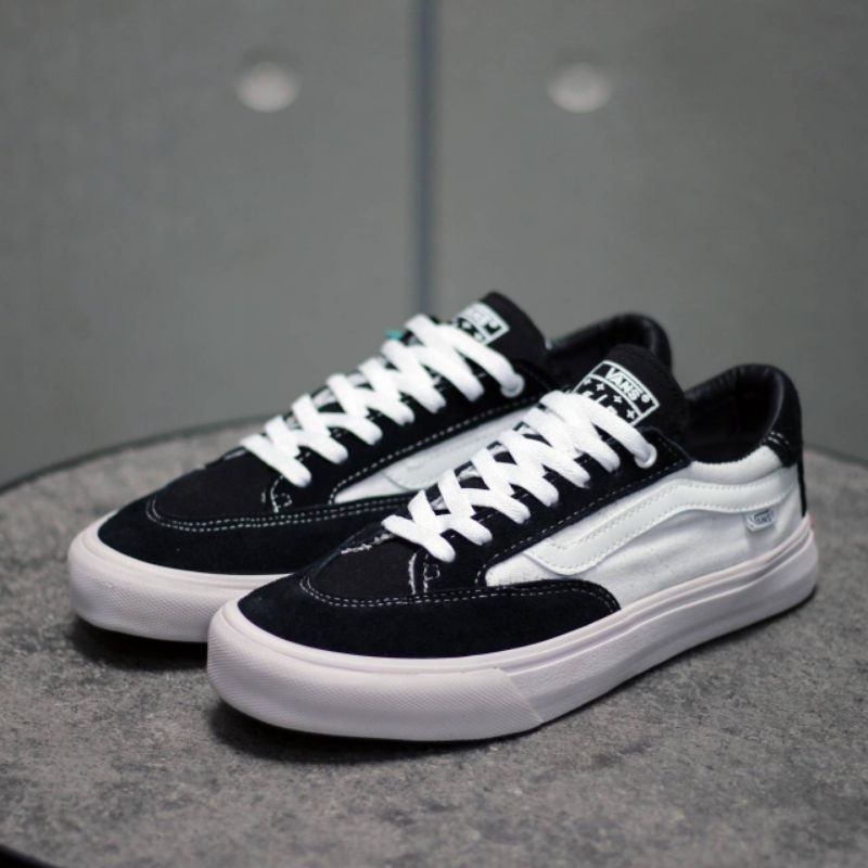 Sepatu Vans Pria Wanita Vans berle pro white black