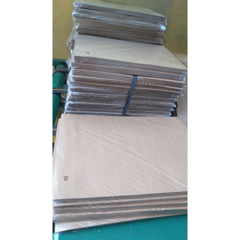 

Kertas minyak/kertas bungkus isi 100