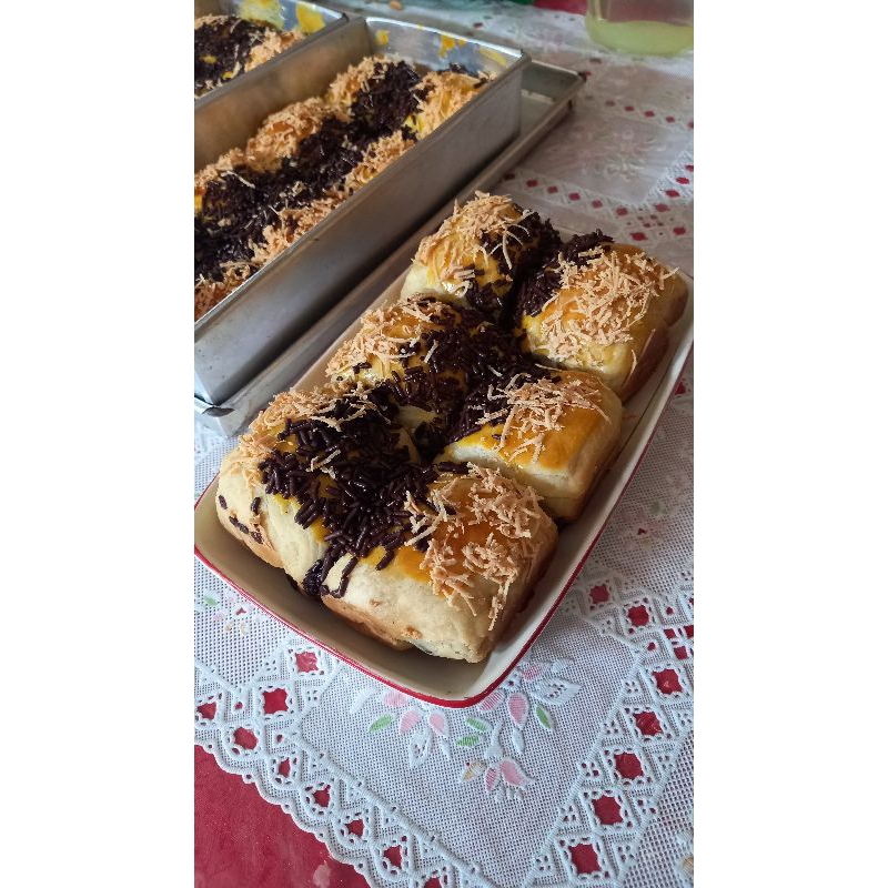 

Bolen Pisang Coklat Keju Butter isi 6 pcs