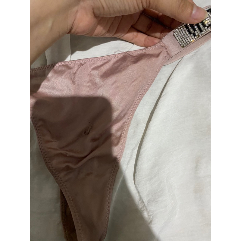 CD/THONG/ G- string victoria secret