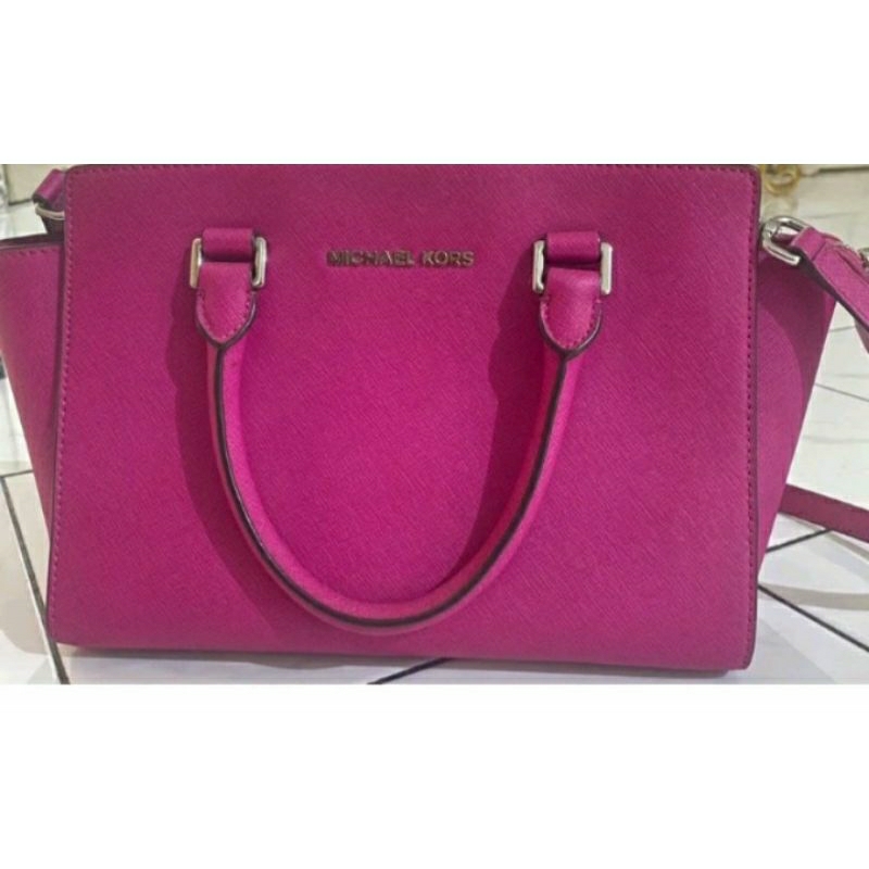 Tas Preloved Michael Kors Selma Ori Fuschia