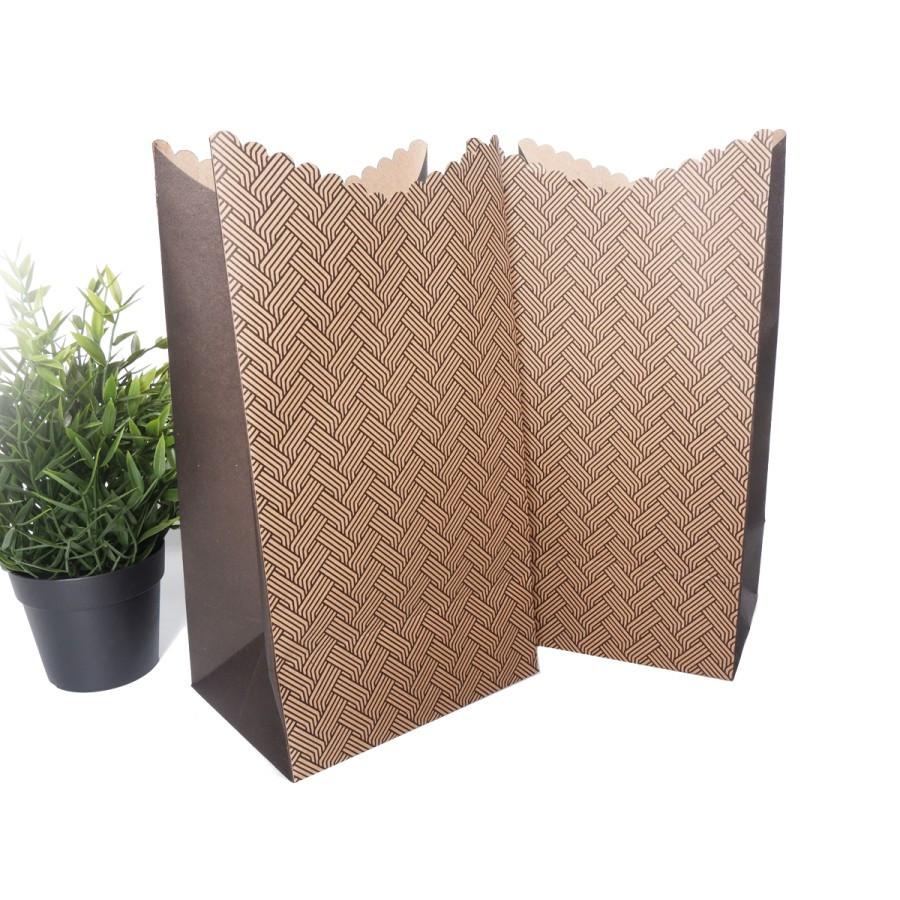 

DAISY PAPERBAG WOVEN : 16x11.5x30 cm, paperbag pesta