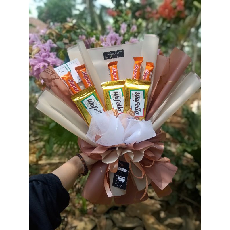 

Buket jajan Murah,buket Snack buket jajan wisuda buket jajan murah wisuda bouqet Snack ukuran medium