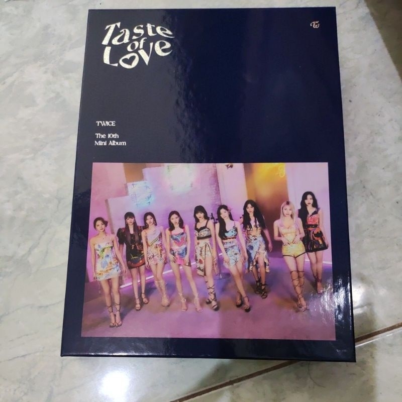 Album TWICE - Taste Of Love