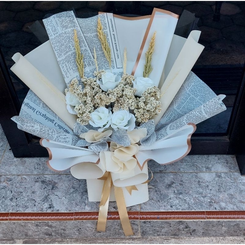 Bucket Bunga Ukuran Besar Bunga artificial edelwais Untuk Buket Nikahan Wisuda
