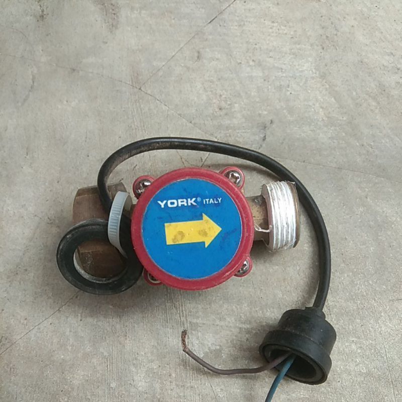 flow switch