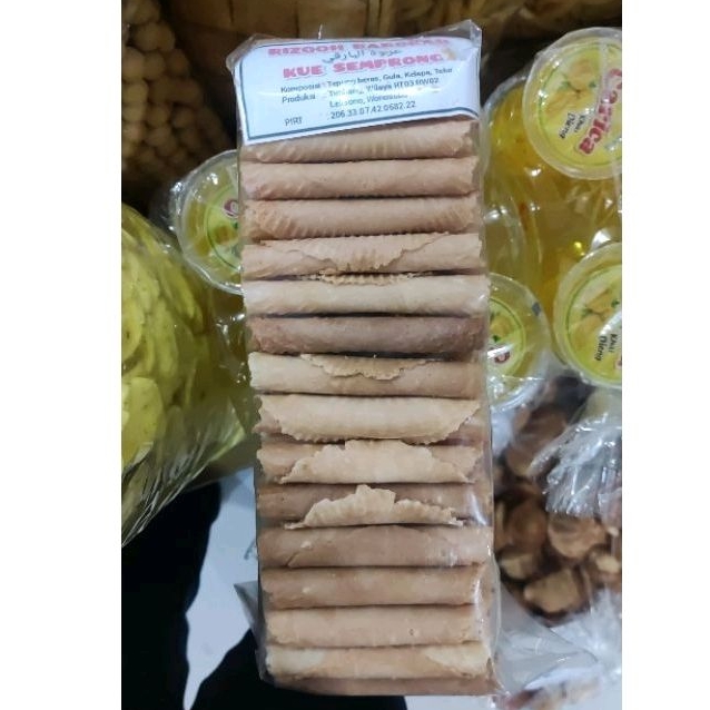 

KUE SEMPRONG KHAS WONOSOBO