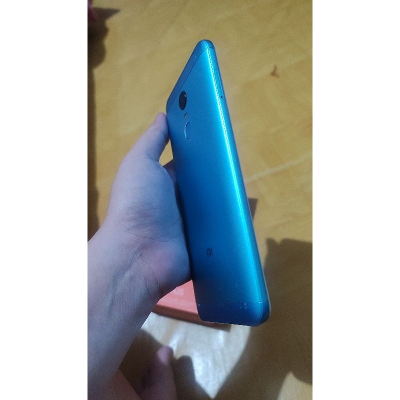 Redmi 5 plus (Bekas)