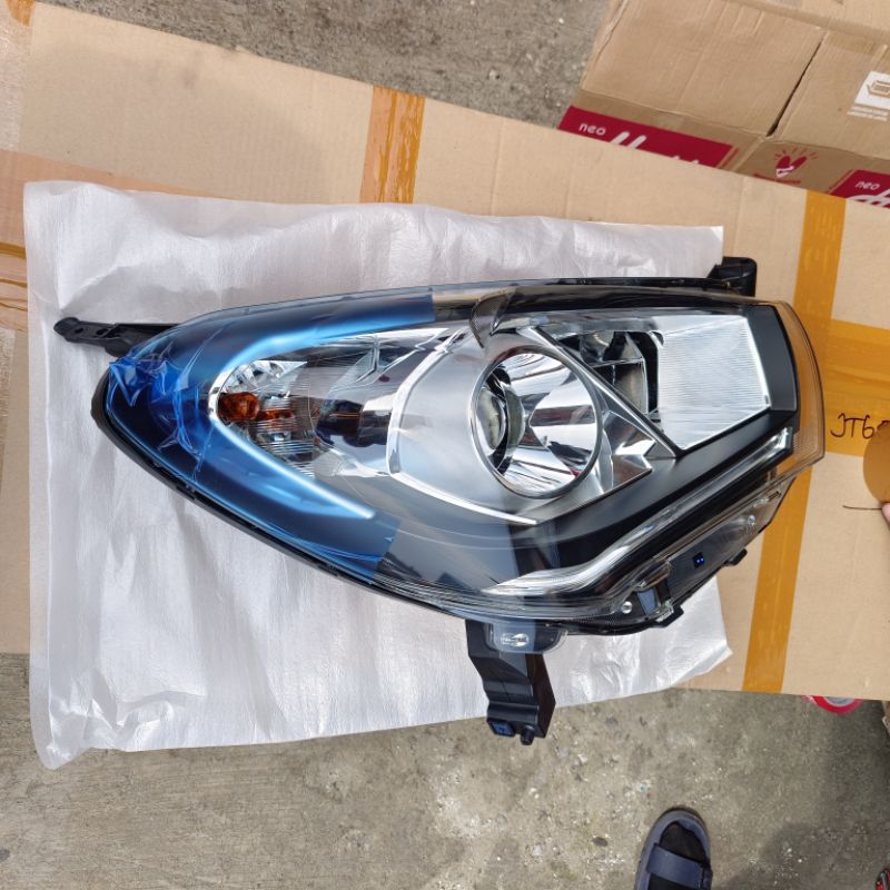 headlamp sirion 2015-2017 ORI 1buah