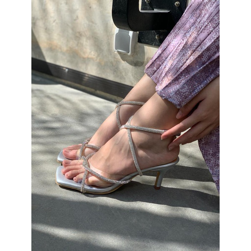 HEELS WISUDA - HEELS LAMARAN - IVY silver