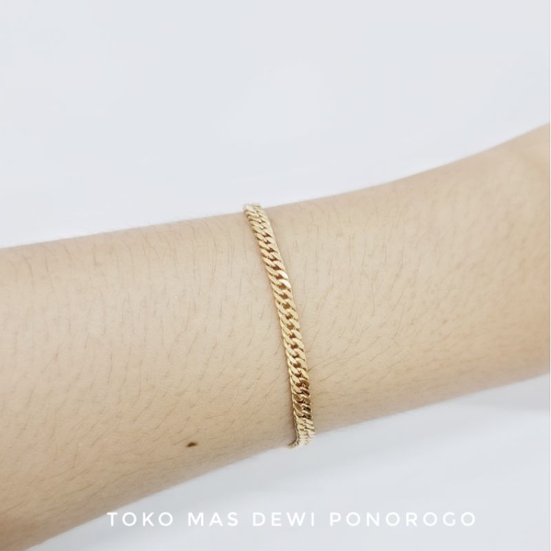 Dewi Ponorogo TOKO DEWI GELANG RANTAI SLEP , Emas Asli Kadar 8K/375% YellowGold