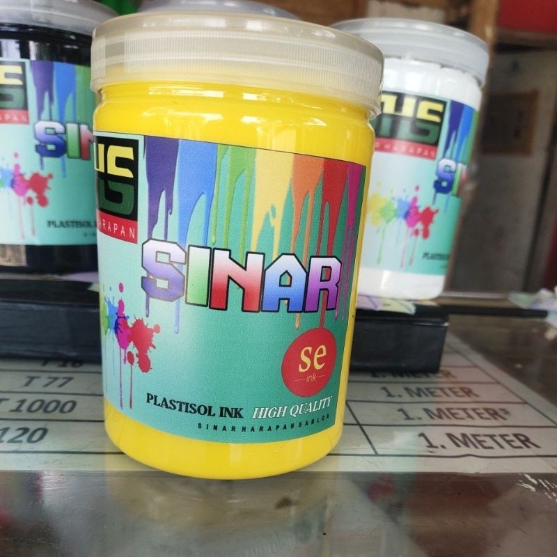 

plstisol yellow S-E 1 kg.