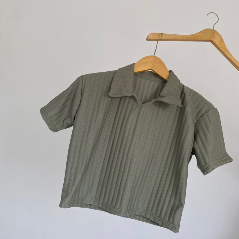 atasan crop kerah wanita kaos polo wanita crop cabut jarum
