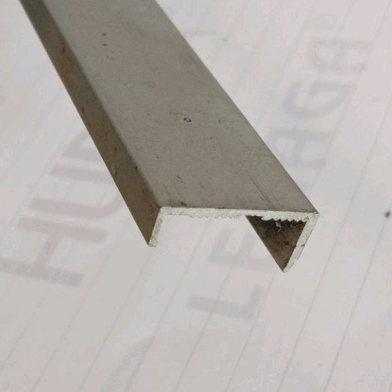 Edging Alumunium EA - 92 Silver Dof Huben