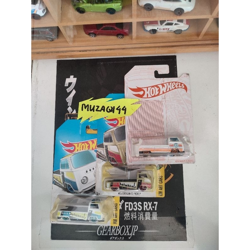 HOTWHEELS TOWING VOLSWAGEN VW T2 PICKUP