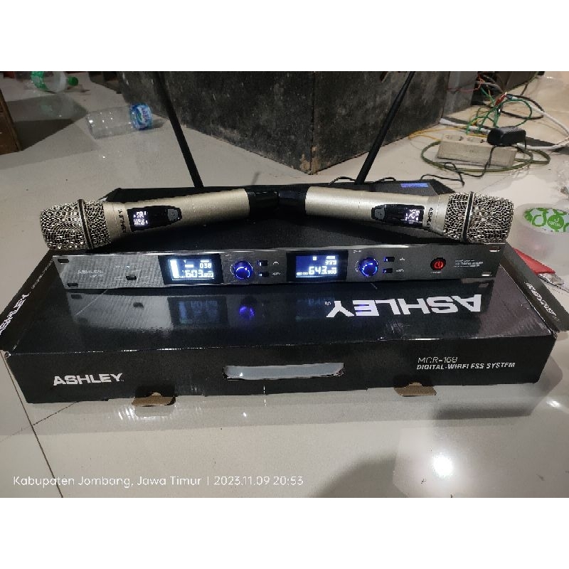 MIC WIRELESSS ASHLEY MCR168/ MIC WERLESS ASHLEY MCR 168/ anti fedback original