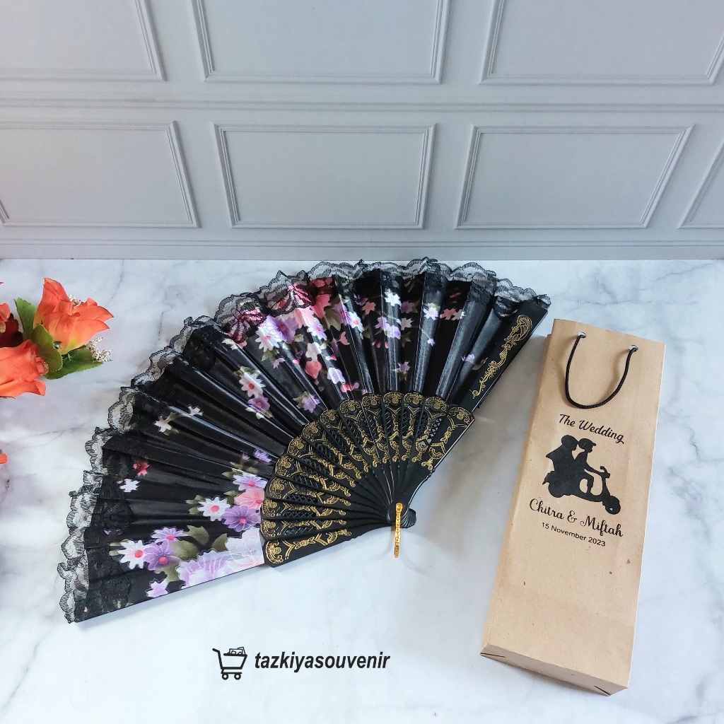 Souvenir Pernikahan Kipas Spanyol Unik Aesthetic Elegan