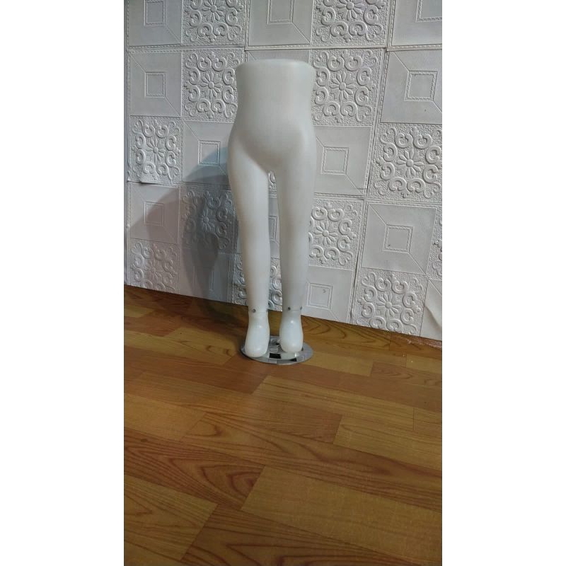 display manekin kaki anak usia 3-5tahun | kaki anak plastik | kaki anak | display patung kaki anak |