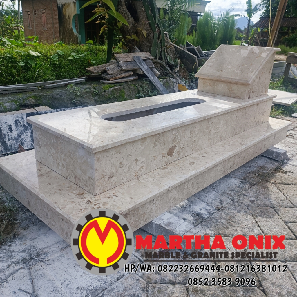 Model Kjingan Makam Marmer Putih