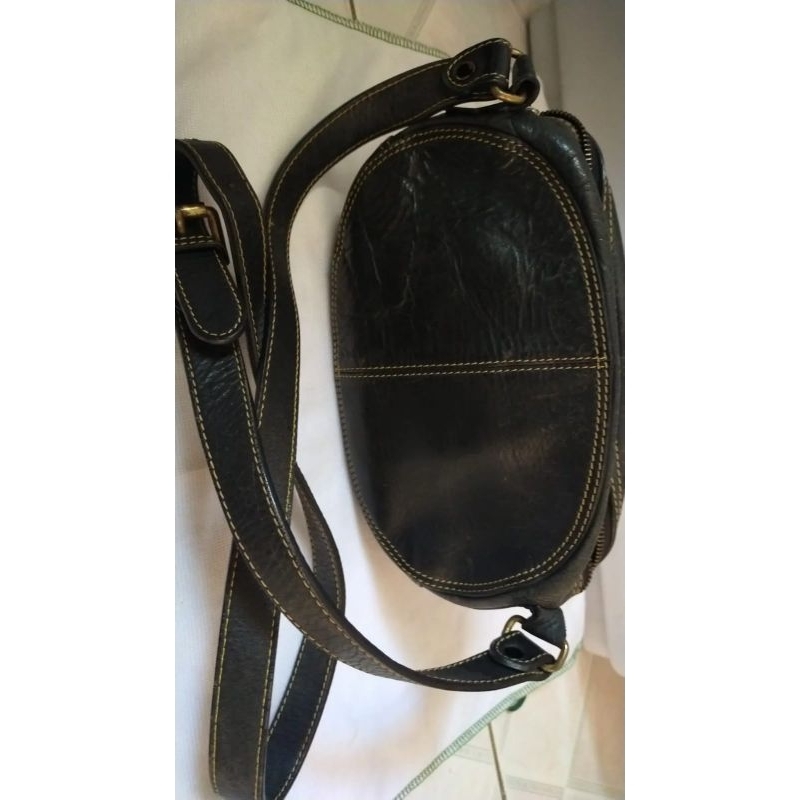 ESPRIT SLING BAG PRELOVED