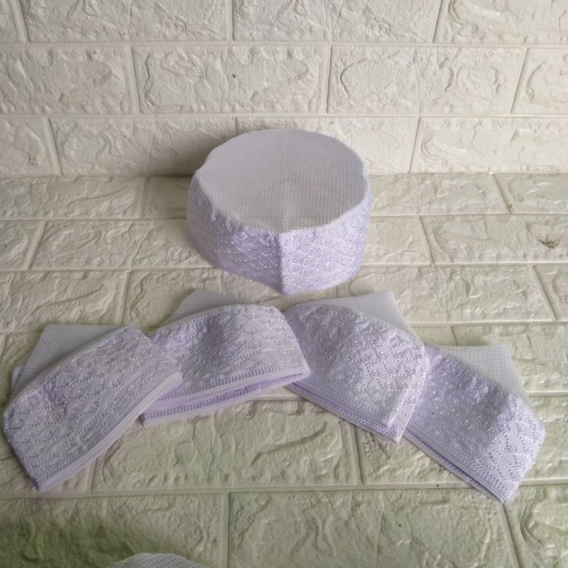 peci kopeah madinah jaring tinggi 6cm/peci haji putih