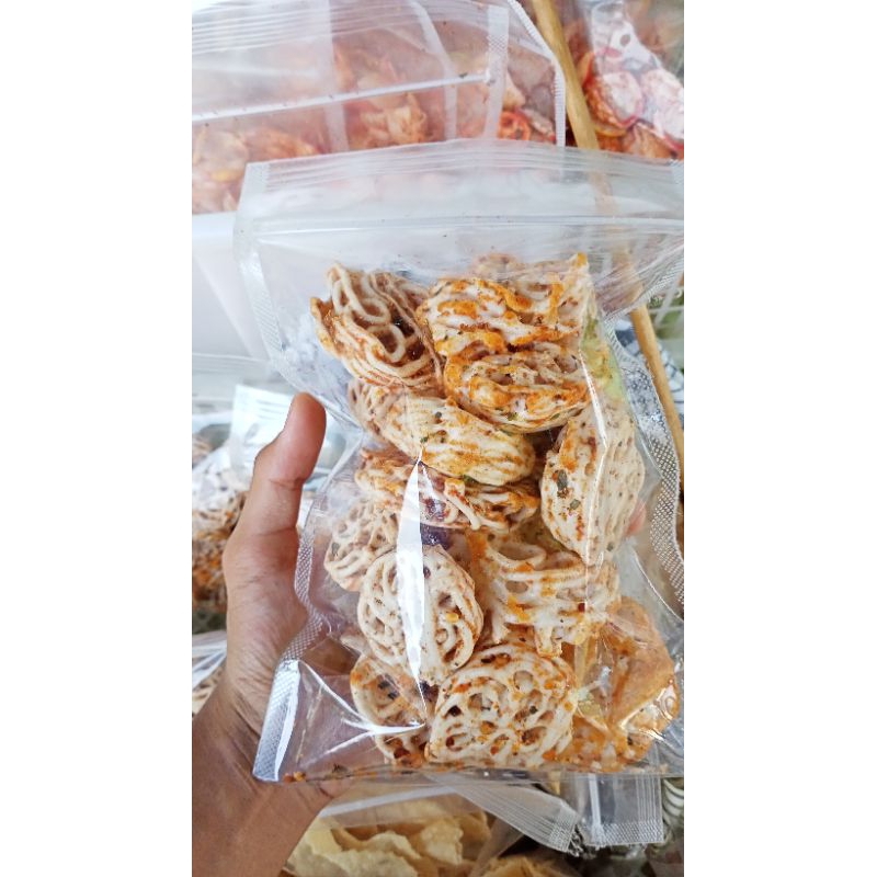 

seblak mawar daun jeruk/kerupuk seblak pedo