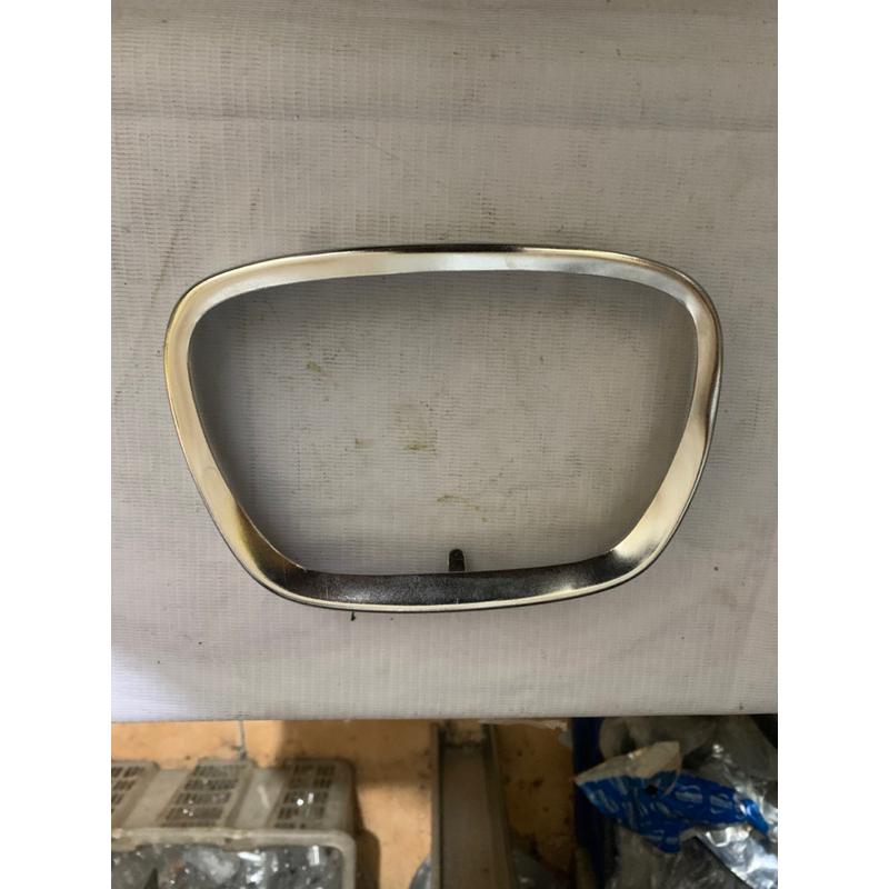 Ring Lampu Kepala pala Batok Reflektor Replektor Depan Vespa Super Sprint Bajaj logo Siem