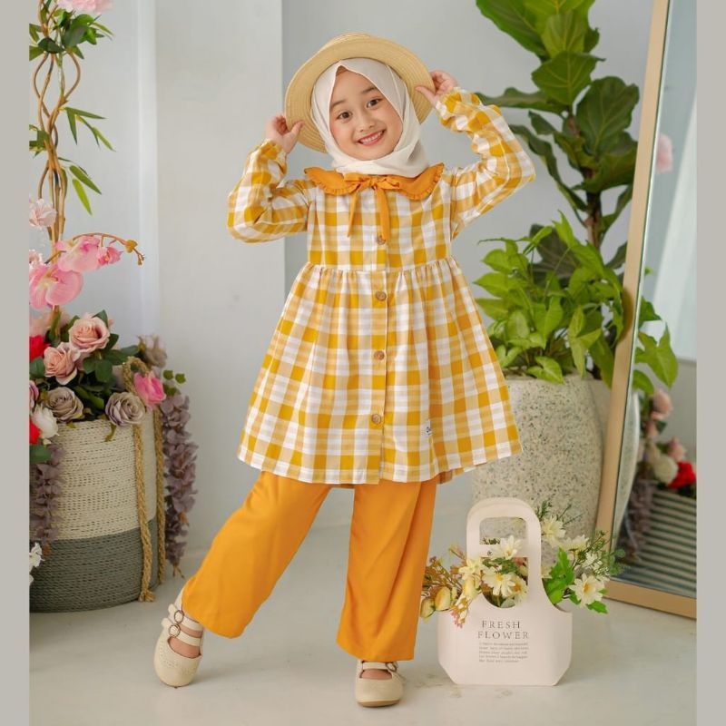 SETELAN BAJU ANAK MOTIF KOTAK LENGAN PANJANG ONESET HARUKA TUNIK ZAVINA