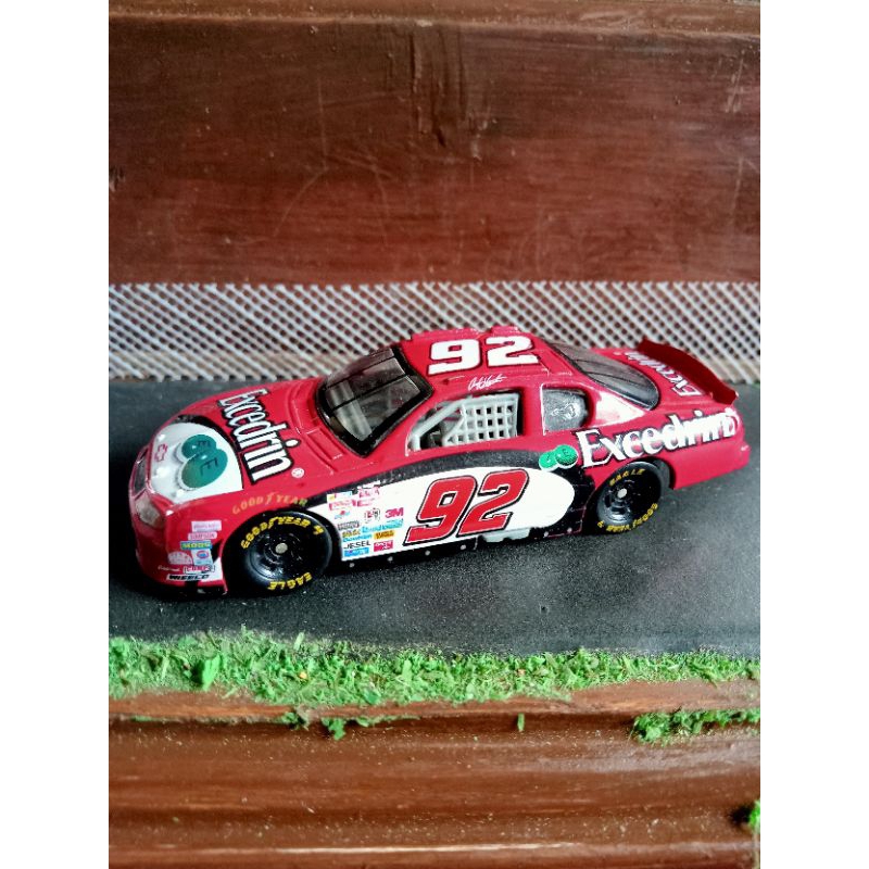 RACING CHAMPIONS NASCAR EXCEDRIN NO 92 MONTE CARLO LOOSE BEKAS
