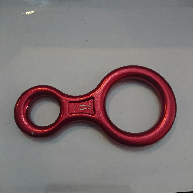 Figure eight 35kn descender figure 8 wall climbing rescue local lokal