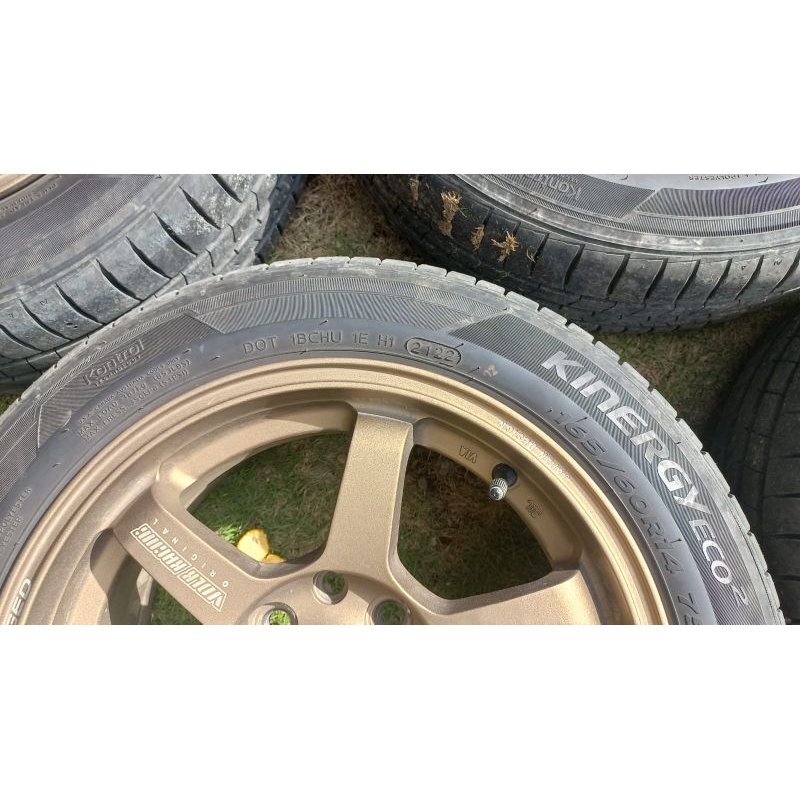 Velg mobil RAYS R14 & Ban Hankook 165 / 60