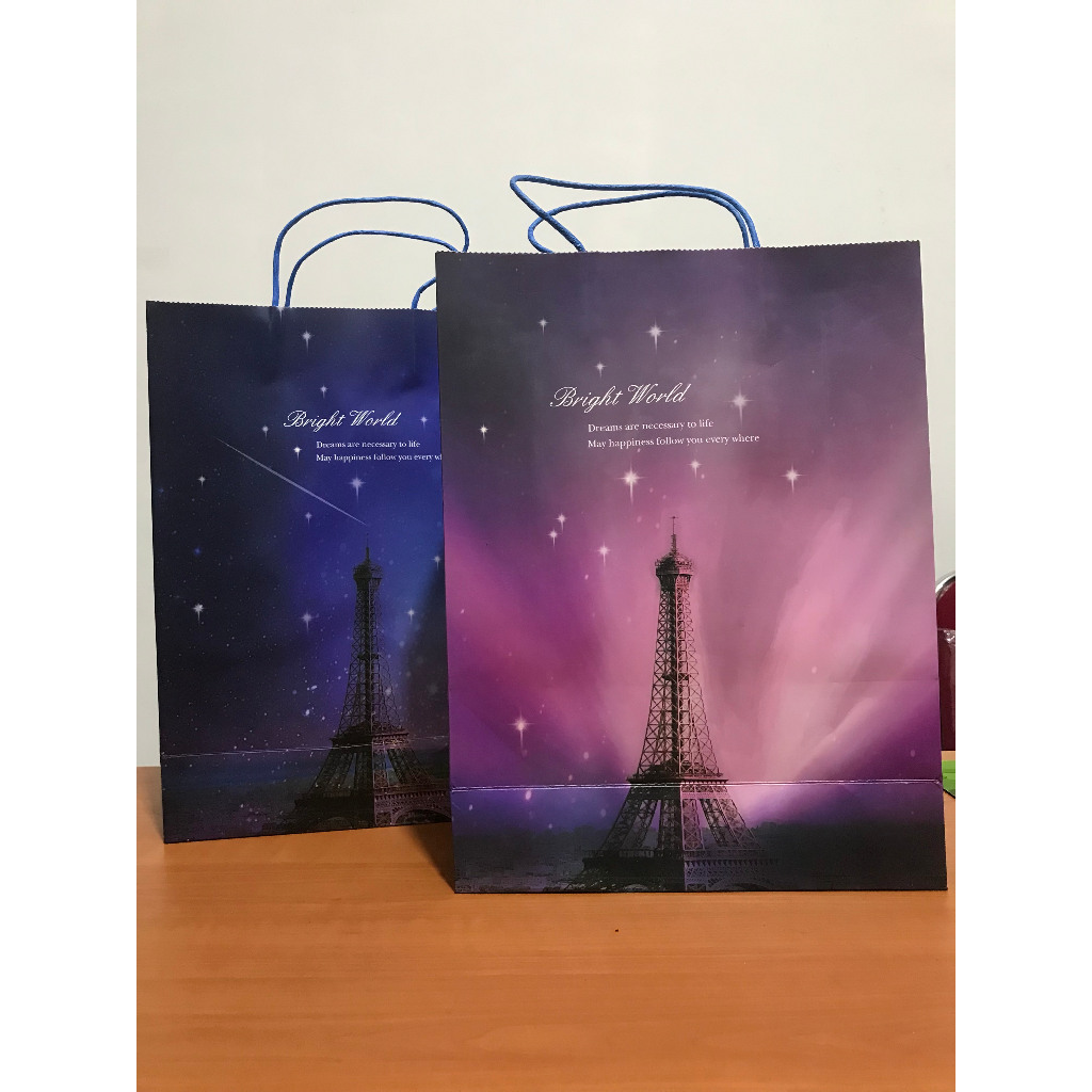 

Paper bag motif PARIS uk: 11x27x35cm