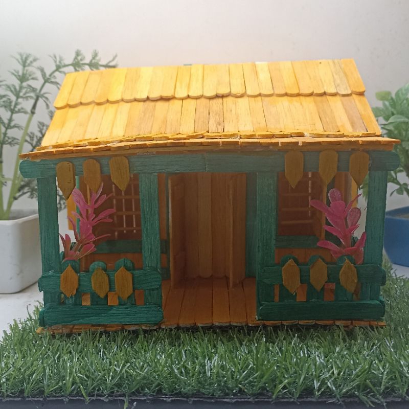 Rumah adat Betawi dari stik es krim size besar