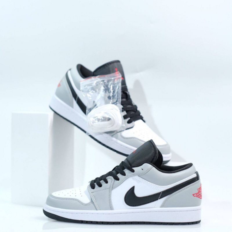 AIR JORDAN 1 LOW LIGHT SMOKE GREY ORIGINAL - 100% ORIGINAL BNIB / PERFECT KICKS / SEPATU PRIA / SNEA