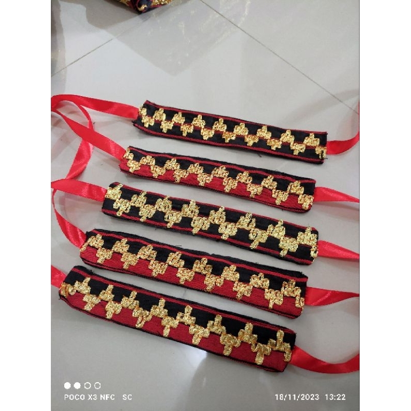 ikat kepala peneken penekan dahi tapis Lampung anak anak